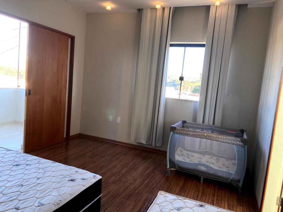 Casa Com Piscina Fundo Pra Represa E Ar Condicionado Casinhabrancadevaranda Ijaci Buitenkant foto